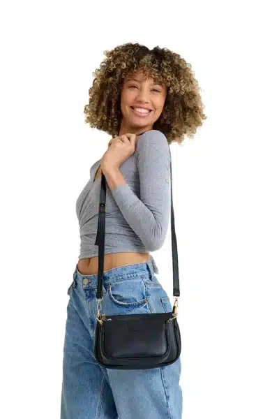 GY013 Mankenli Çanta Görseli